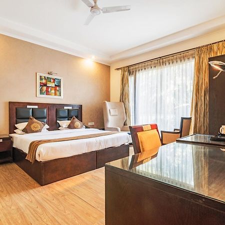 Royal Residence Mg Road Gurgaon Zewnętrze zdjęcie