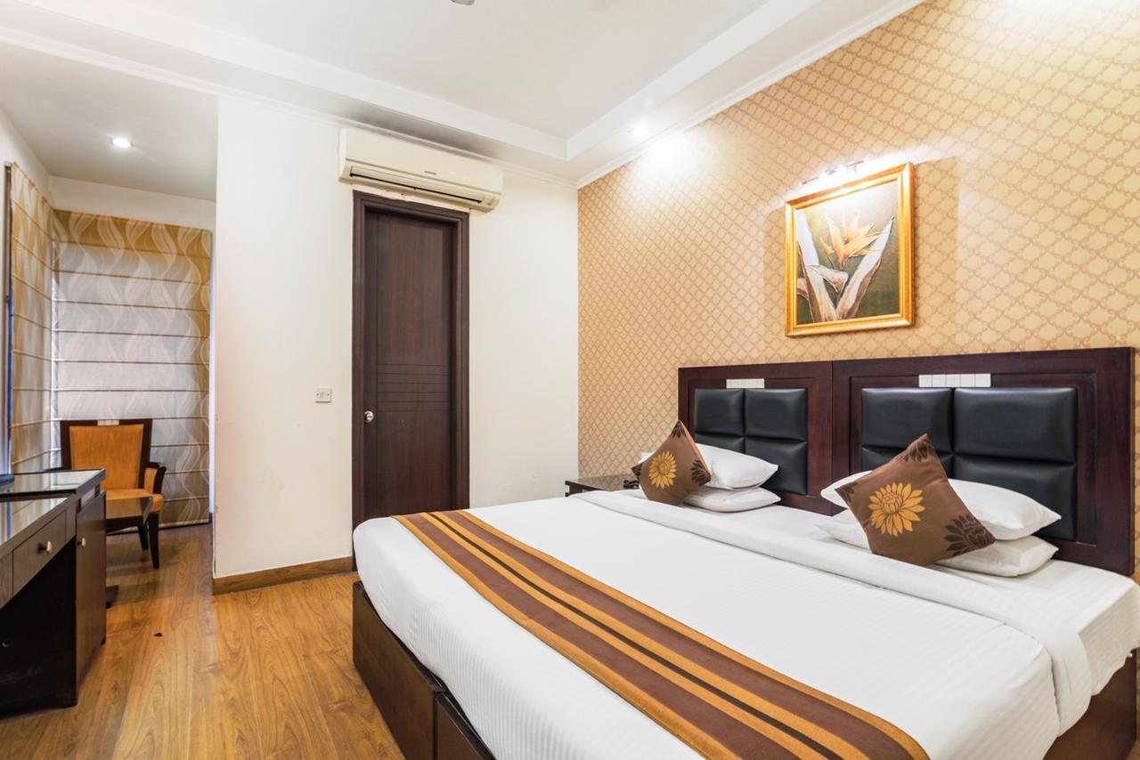 Royal Residence Mg Road Gurgaon Zewnętrze zdjęcie